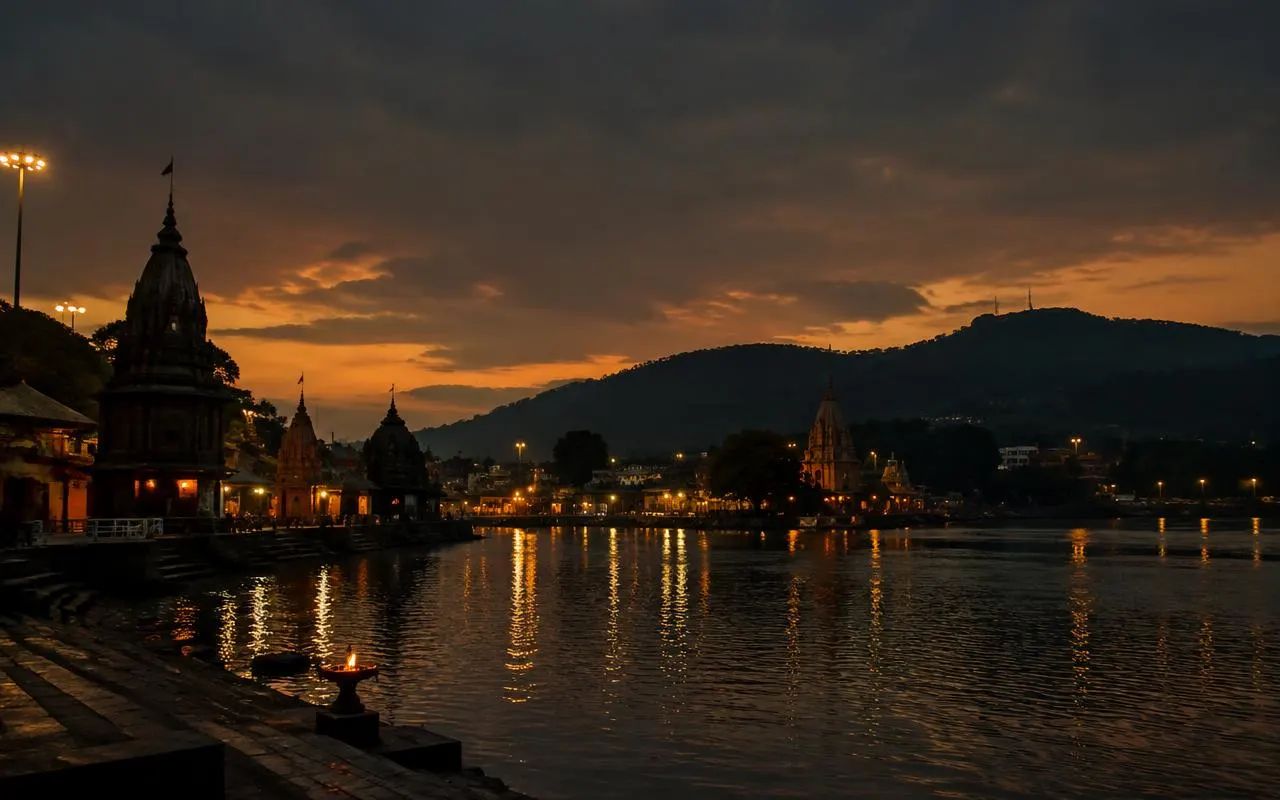 Riverside temples in Nashik at dusk